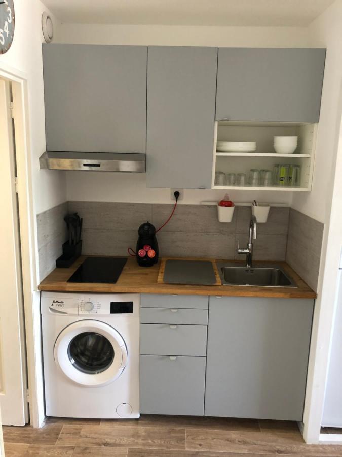 Studio Port De Hyeres Proche Des Plages Экстерьер фото